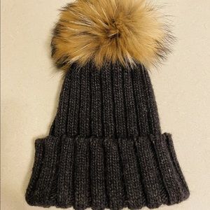 GIRLS CATYA WOOL HAT WITH POM-POM, SIZE 5